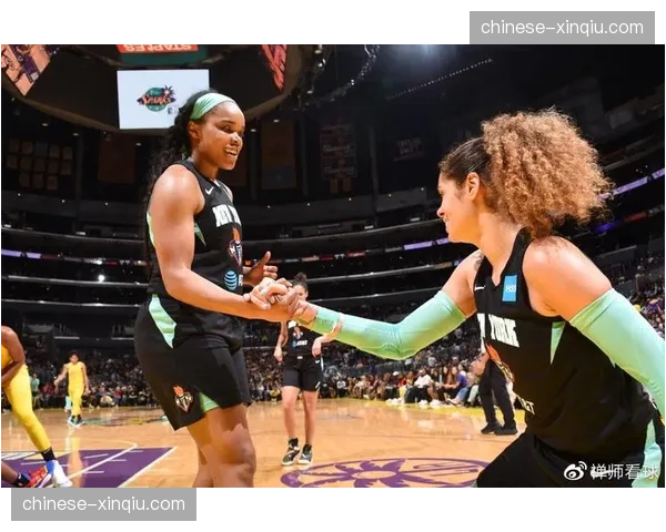 常规赛揭幕战:康涅狄克太阳客场挑战纽约自由人 常规赛揭幕战:康涅狄克太阳客场挑战纽约自由人